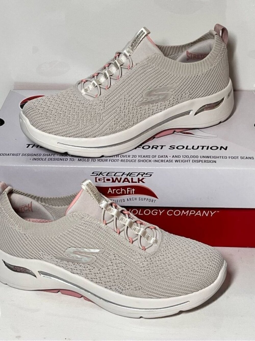 Skechers GOwalk Arch Fit Crystal Waves Vegan Washable Bungee Sneakers
